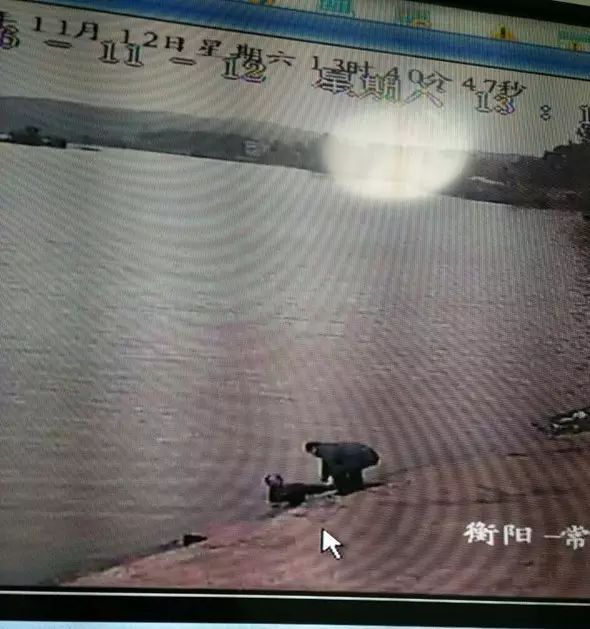 烟洲醉汉掉河中，海事监控显神威！